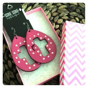 Sookie Sookie Hot Pink Cross Earrings.